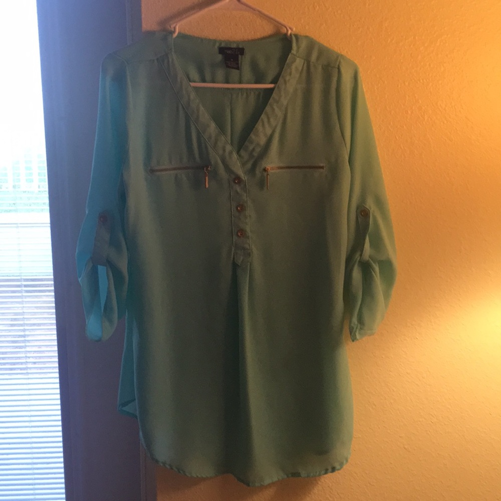 Rue 21 — Blouse